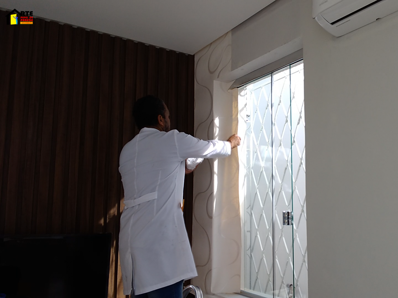 Instalador de Papel de Parede, Curso de Instalação de Papel de Parede, Curso Online de Instalação de Papel de Parede